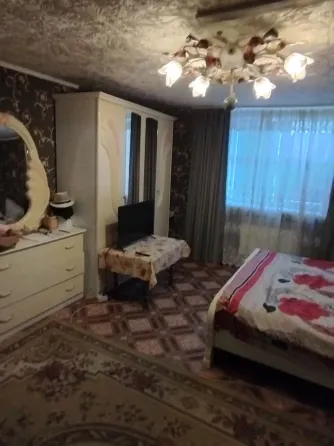 Продам дом с большим земельным участком Донецк