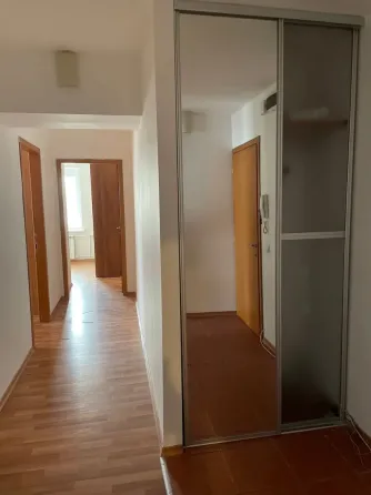Сдаётся трёшка на Донском, Буденновский район Донецка Донецк