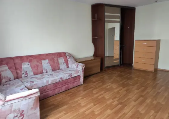 Сдаётся 2-комн квартира площадью 52кв.м., Кировский р-н, мкр. Текстильщик. Донецк