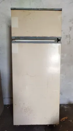 Двухкамерный холодильник Донецк