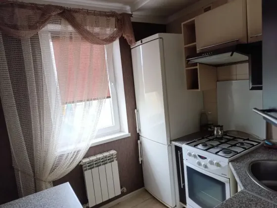 Продам 2-к квартиру на пушке Макеевка