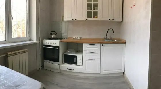 Чистая, уютная 1 комнатная квартира в центре, Ворошиловский район, Крытый рынок Донецк