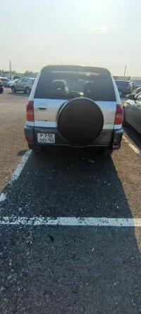 Toyota RAV4 2001 года Макеевка