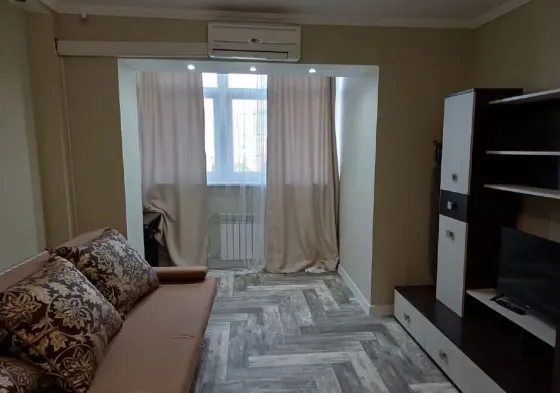 1 комнатная квартира Кировский район, мкр Текстильщик. Донецк