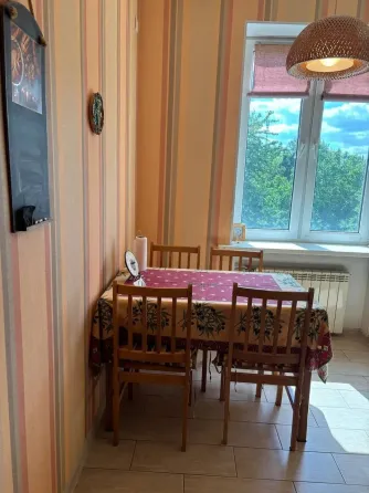 Продам, крупногабаритную 2-х ком. квартиру с хорошим ремонтом, Центрально-Городской, ул. Депутатская Макеевка