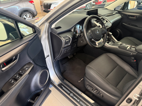 Lexus NX300 Донецк