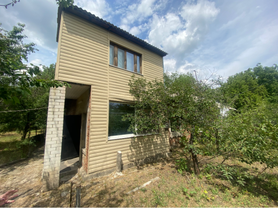 Продажа 2-ух этажной квартиры на земле в Петровском районе по улице Петровского 256В Донецк