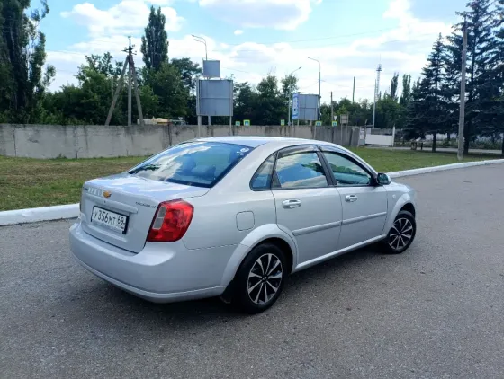 Продам авто Chevrolet Lacetti, 1.6 MT, 2008 год Макеевка
