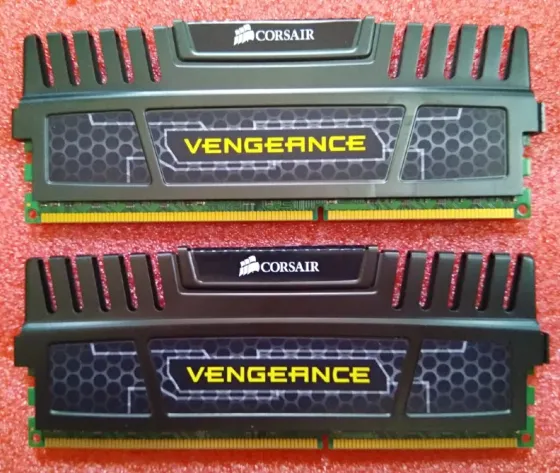 DDR3 8Gb + 8Gb 1600MHz Corsair -16Gb- Обмен на 70шт любой нерабочей-ненужной оперативной памяти озу Донецк