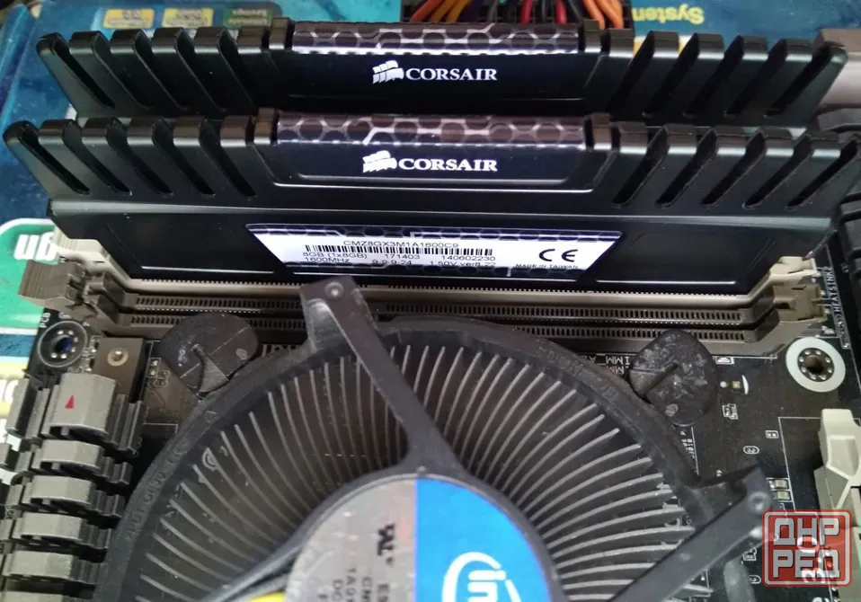 DDR3 8Gb + 8Gb 1600MHz Corsair -16Gb- Обмен на 70шт любой нерабочей-ненужной оперативной памяти озу Донецк - изображение 3