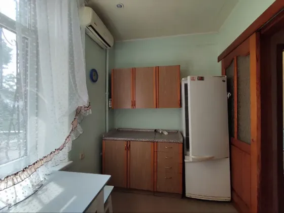 Продам 3-х комнатную квартиру в Ленинском р-не Донецка. Донецк