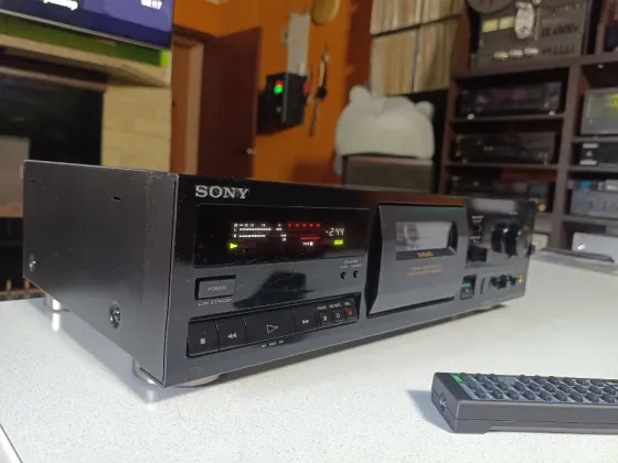 Кассетный магнитофон "Sony"- TC-K661S. Донецк