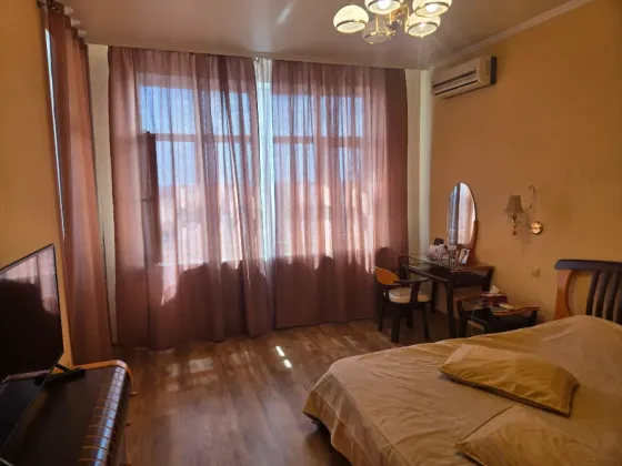 Продажа 2 к.квартиры, яяжК Корона Донецк