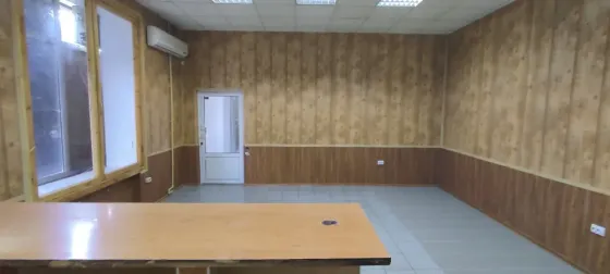 Сдаю 35 м., Артема (жд), фасадное, отдельный вход Донецк