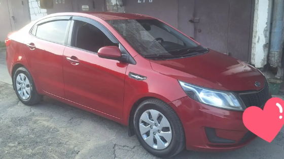 Продам Kia Rio 2012 год Донецк