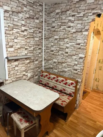 Продам 1 ком в Калининском районе Донецк
