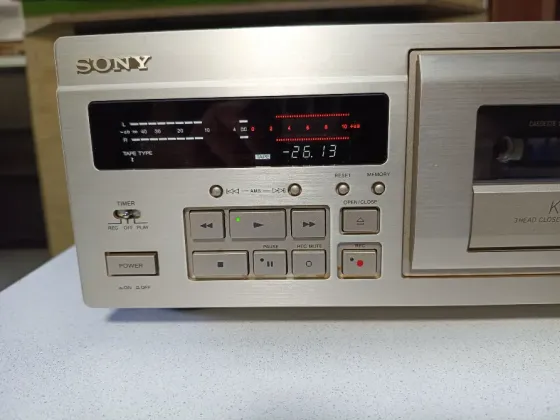 Кассетный 3-х головый топовый магнитофон "Sony"-KA3ES Донецк