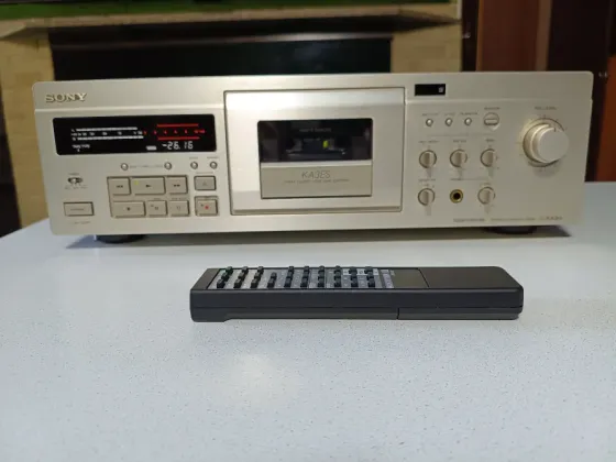 Кассетный 3-х головый топовый магнитофон "Sony"-KA3ES Донецк