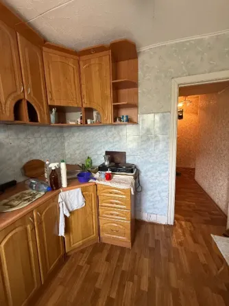 Продам 2-х комнатную квартиру в Червоногвардейском районе, улица Давыденко ( ор-р магазин Влад) Макеевка