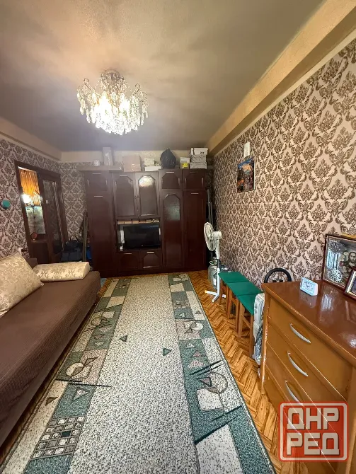 Продам 1-а комнатную квартиру в Червоногвардейском районе, 8/8 Бис Макеевка - изображение 2