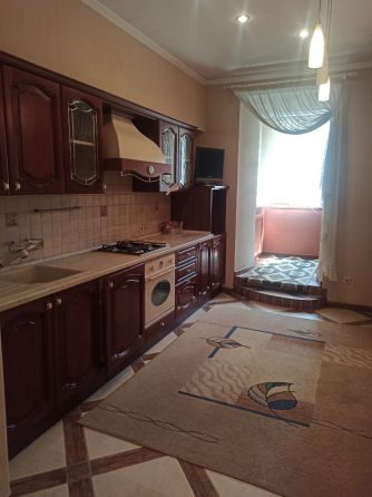 3к б. Пушкина, 87м2, 2/5 Донецк
