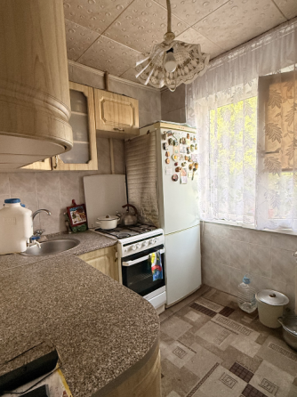 Продам 2ком.на Черемушках Макеевка