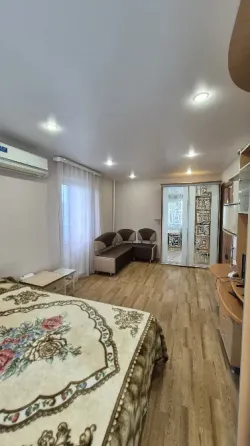 Сдаётся 1-комн. квартира 36м² в Калининском районе, ориентир Мед. Институт Донецк