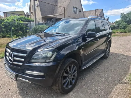 Продам Mercedes-Benz GL 2012 года Енакиево