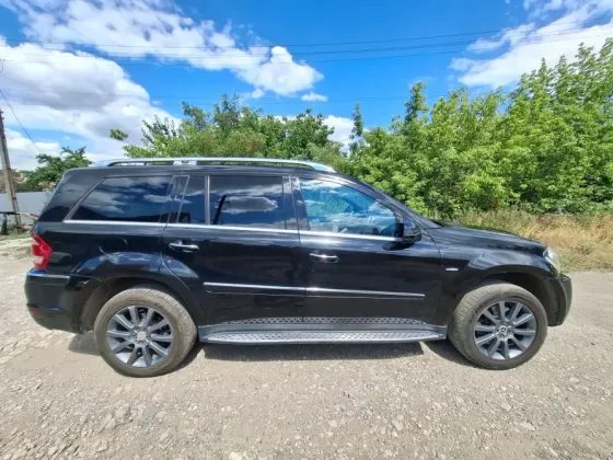Продам Mercedes-Benz GL 2012 года Енакиево