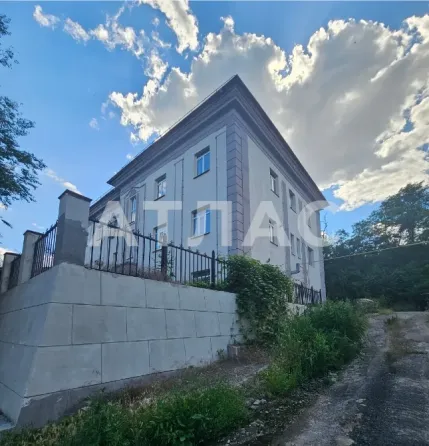 3-к квартира, 1/3 этаж, 60,9м², арт. 138777628 Мариуполь