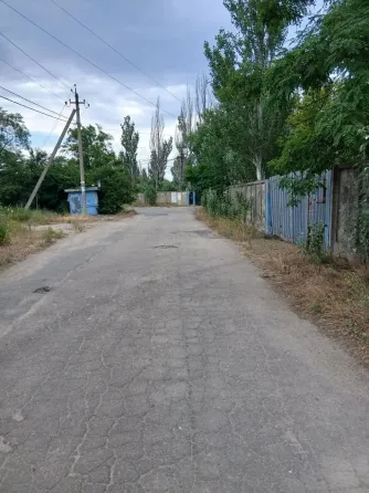 Продается приватизированый земельный участок 10сот. расположенный в курортной зоне Азовского моря Мариуполь