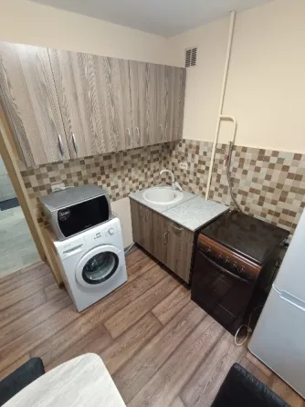 Сдаю 1-к квартиру в Пролетарском районе, улица Щетинина Донецк