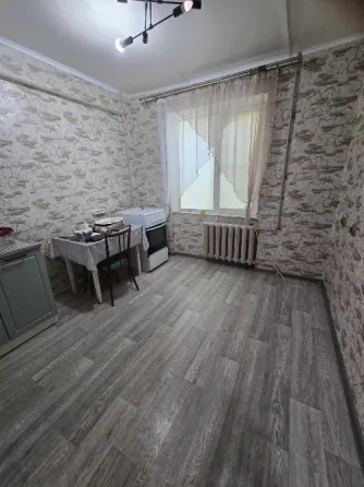 Продам 1 ком. , Ленинский район Донецка! Донецк