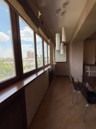 Просторная 3-к квартира 115 м² на пр. Богдана Хмельницкого - идеальный вариант для большой семьи! Донецк