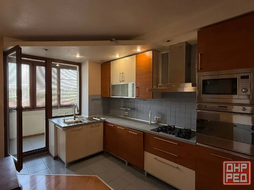 Просторная 3-к квартира 115 м² на пр. Богдана Хмельницкого - идеальный вариант для большой семьи! Донецк - изображение 2