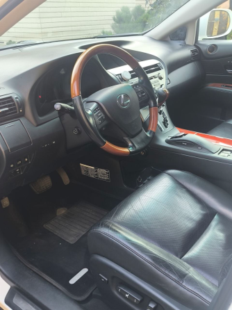 Продам автомобиль Lexus RX 350 Макеевка