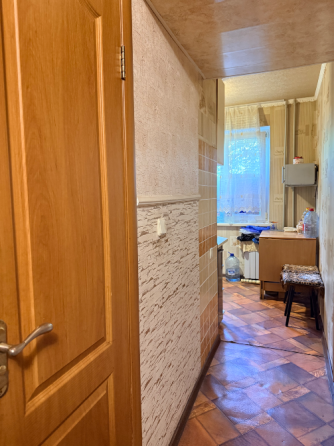 Срочная продажа 2 х к кв ры 2/5 эт Пролетарий р н Донецк