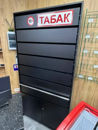 Продаётся табачная витрина Макеевка