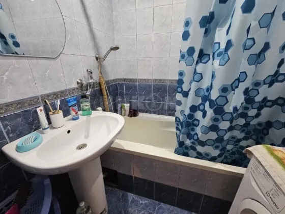 Продам 3к кв. Степной Луганск