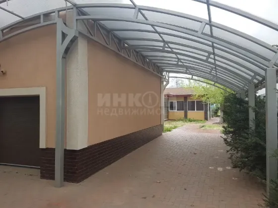 Дом 231.40м2 с. Макарово рн. Станично-Луганский Луганск