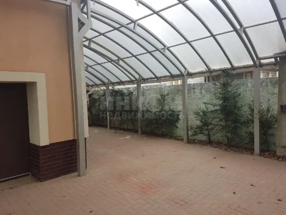 Дом 231.40м2 с. Макарово рн. Станично-Луганский Луганск