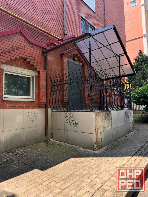 Продается офисное помещение 180 кв. м. в Площадь Ленина, ул. Постышева Донецк - изображение 1