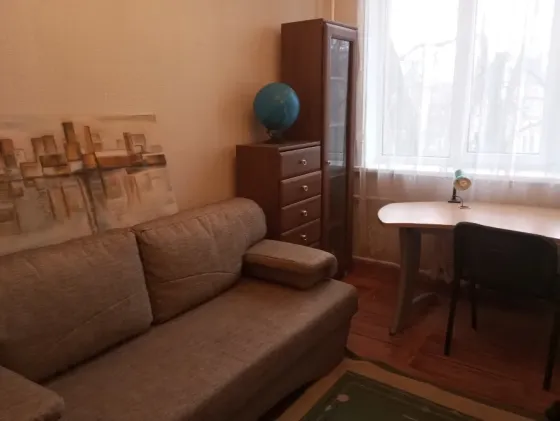 сдам 3х комн кварт. в киев. р-не, отличная, мебель, вся техника, вода. Донецк