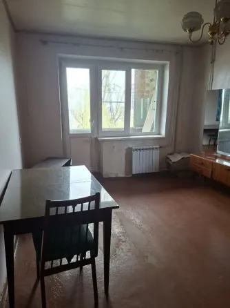 Срочно продам 2 ком. кв. кв. Шахтёрский Донецк