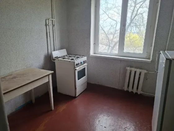 Срочно продам 2 ком. кв. кв. Шахтёрский Донецк