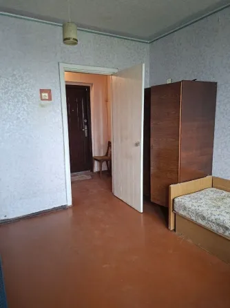 Срочно продам 2 ком. кв. кв. Шахтёрский Донецк