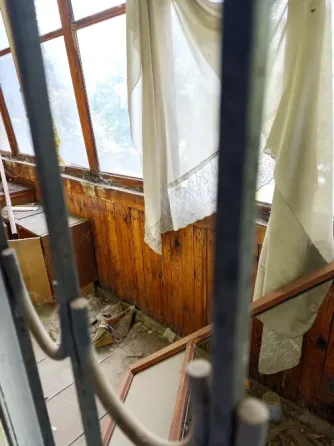 продам 2 к.кв. куйбышевский р. шахта октябрьская 1900 мил р.торг. Донецк