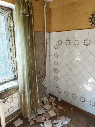 продам 2 к.кв. куйбышевский р. шахта октябрьская 1900 мил р.торг. Донецк