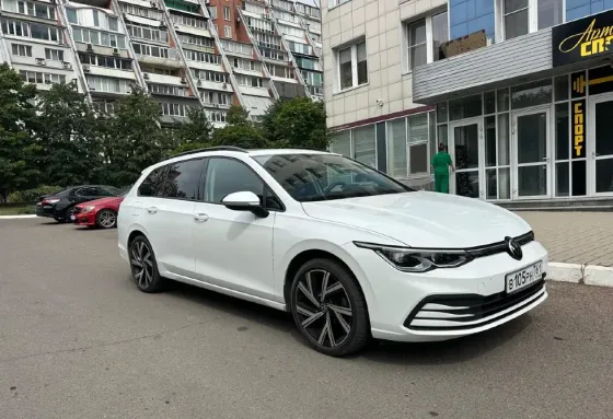 VW GOLF 8. 2022 бензин + Метан завод Донецк