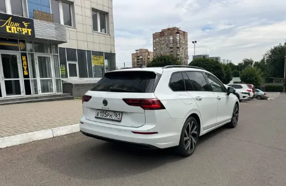 VW GOLF 8. 2022 бензин + Метан завод Донецк
